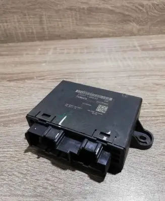 Ford Fusion II Door control unit/module dg9t14b533cb
