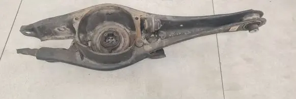 Volkswagen Tiguan Rear upper control arm/wishbone 5Q0525691C