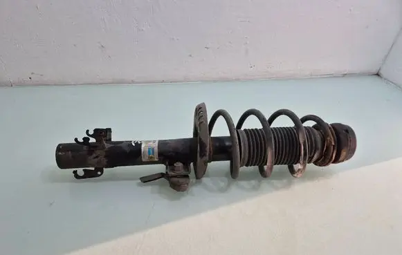Volkswagen Polo V 6R Front shock absorber with coil spring 