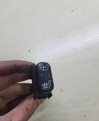 Mercedes-Benz ML W163 Seat heating switch 1638200210