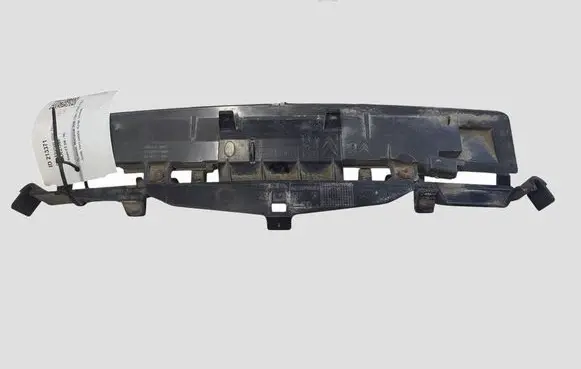 Citroen C5 Third/center stoplight 9681135677 A052480