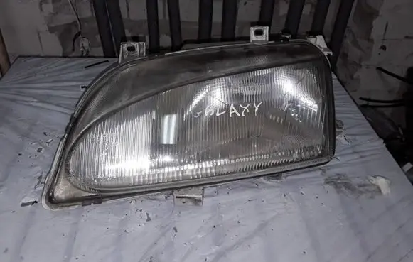 Ford Galaxy Headlight/headlamp 7M1941015E