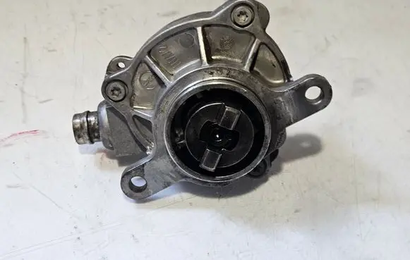 Renault Master II Vacuum pump 8200640105