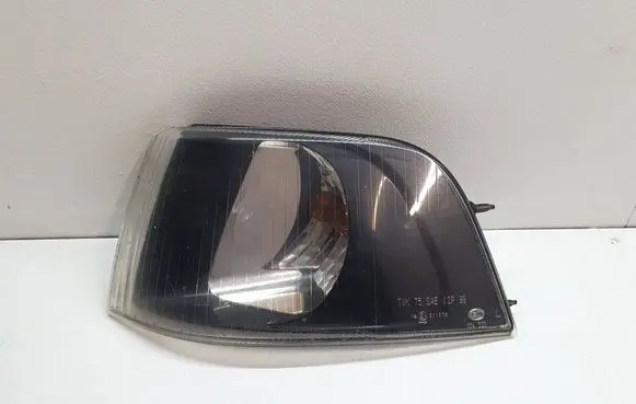 Volvo S40, V40 Front indicator light 30865562 30865560