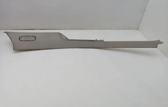 Mercedes-Benz C W203 (D)pillar trim (top) A2036902525