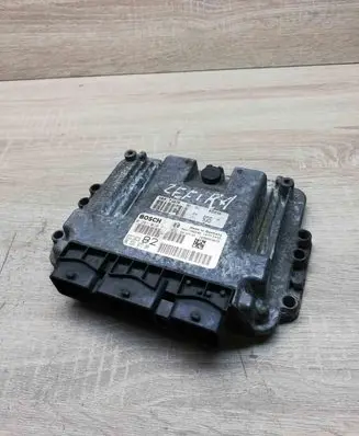 Peugeot 206 Engine control unit/module ECU 9653197180 0281010727