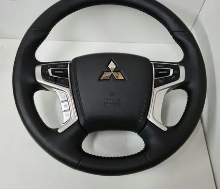 Mitsubishi Outlander Steering wheel
