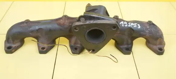Volkswagen Touareg I Exhaust manifold 070253033F BPE