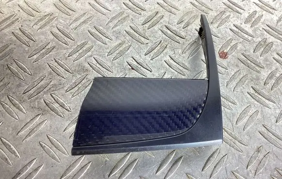 Dashboard glove box trim