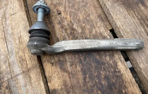Mercedes-Benz C W205 Steering tie rod end 025049331012