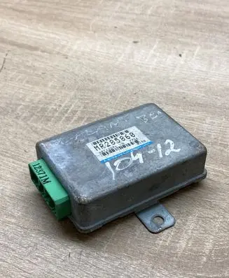Mitsubishi Galant Other control units/modules MR285860