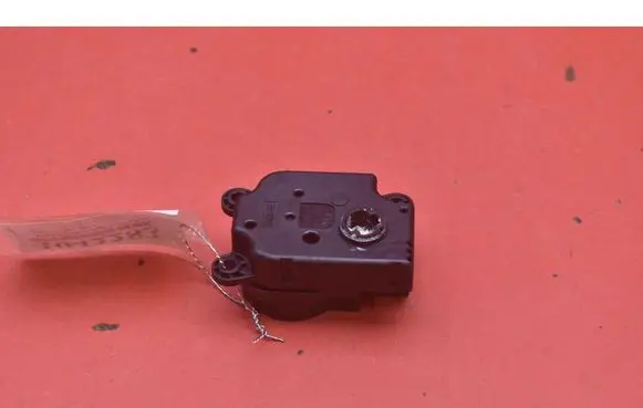 Opel Mokka Air flap motor/actuator 13372966