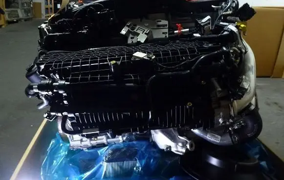 Mercedes-Benz Sprinter W906 Engine A2560107400-HT