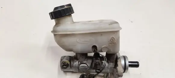 KIA Sorento Master brake cylinder NS5