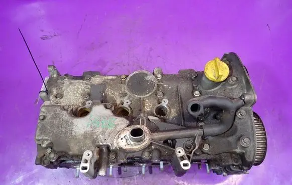 Renault Megane II Engine head 7700600552F