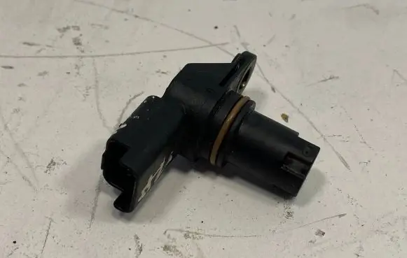 Nissan Qashqai Camshaft position sensor 8200567414
