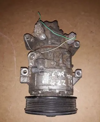 Toyota Avensis T250 Air conditioning (A/C) compressor (pump) 4472602271