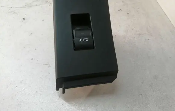 Toyota Auris E180 Electric window control switch 7427102630