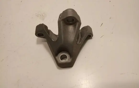 BMW 5 G30 G31 G38 Fuel pump bracket 8578006