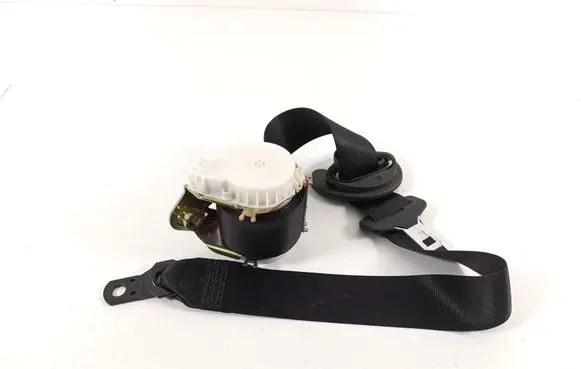 BMW X3 E83 Front seatbelt 3448367