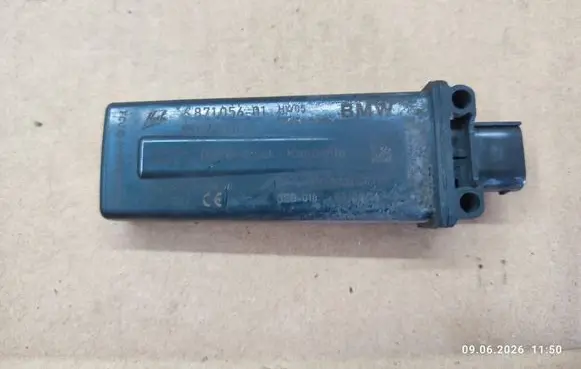 BMW X4 F26 Tire pressure control unit 6871056