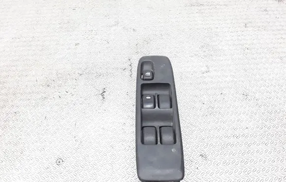 Mitsubishi Pajero Electric window control switch MR445652