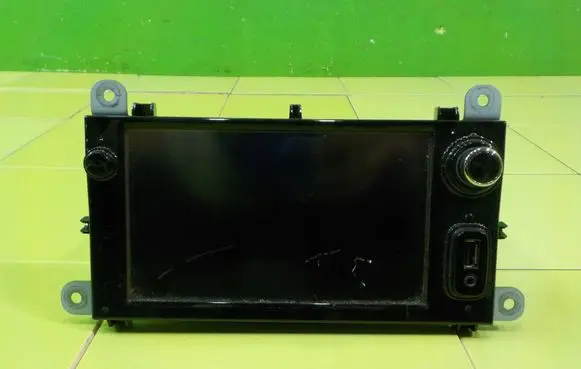 Renault Clio IV Radio/CD/DVD/GPS head unit LAN5210WR1 ZP58
