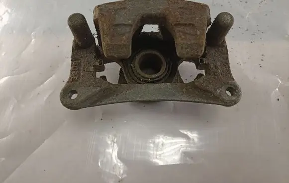 Mitsubishi Grandis Rear brake caliper 3401 3809
