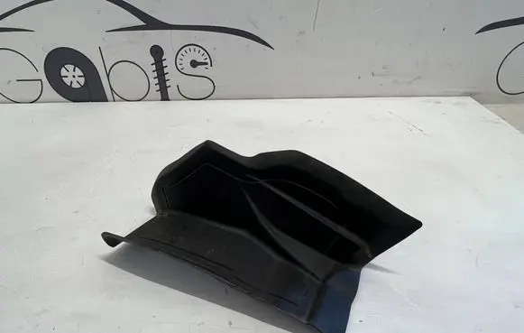 Alfa Romeo Stelvio Rear/tail light trim molding 156117189