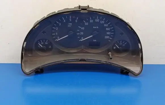 Opel Combo C Speedometer (instrument cluster) 88311302