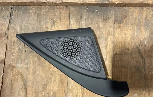 KIA Niro Front door speaker cover trim 87661AT000