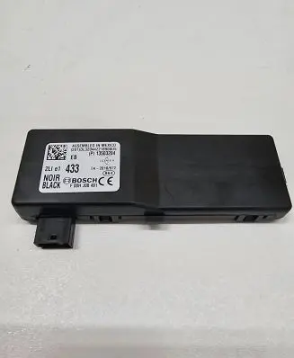 Opel Insignia A Door central lock control unit/module 13503204 TA2010972 F00HJ00491