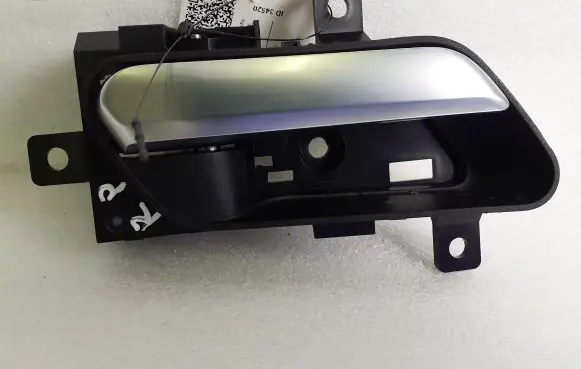 Nissan Qashqai J12 Front door interior handle 806706UA0A