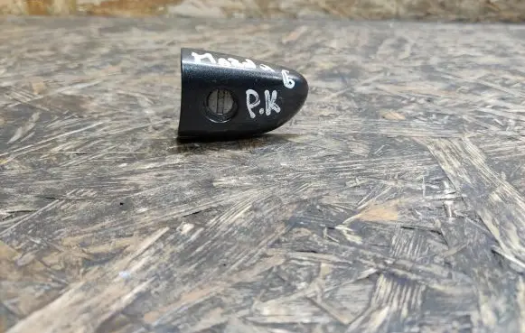 Mazda 6 Front door lock (next to the handle) 10649