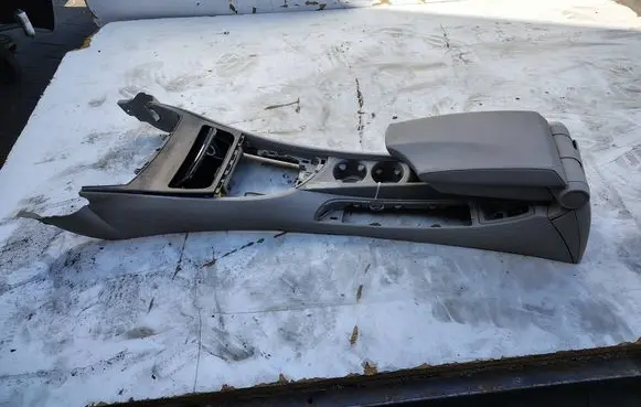 BMW 1 E81 E87 Center console 