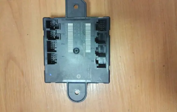 Jeep Grand Cherokee Door control unit/module 04602910AK