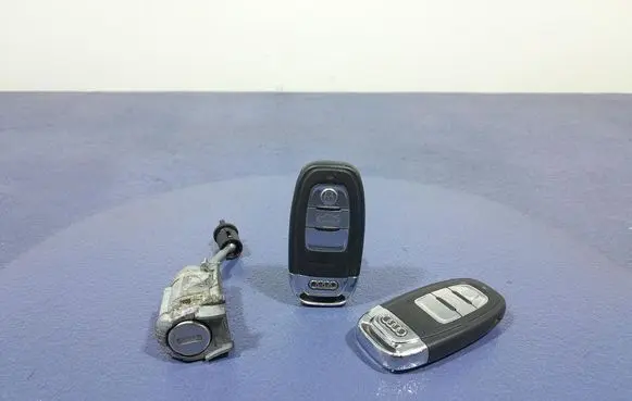 Audi A5 8T 8F Ignition lock 8K0959754H