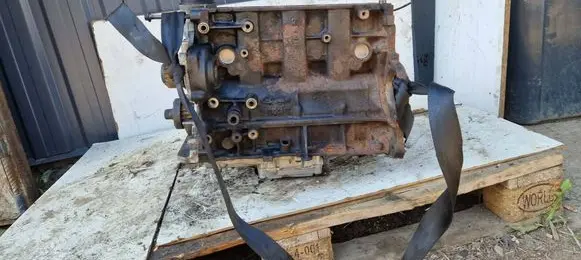Hyundai Santa Fe Engine block D4EB