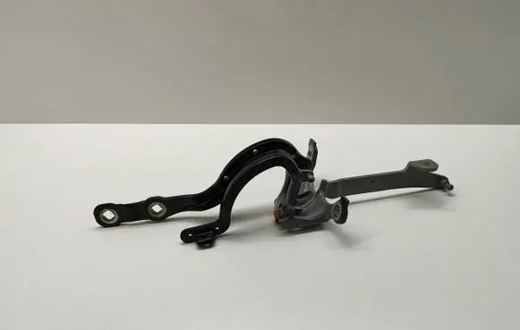 BMW 5 G30 G31 Tailgate/trunk/boot hinge 7390414 A046574