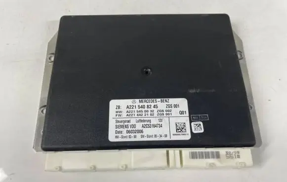 Mercedes-Benz S W221 Air suspension control unit module (rear) a2215408245 a2215450032