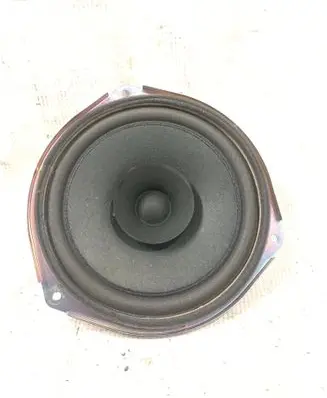 Mazda BT-50 Rear door speaker