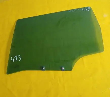 Peugeot 307 Rear door window glass