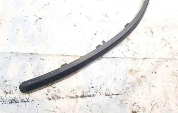 Ford Mondeo Mk III Front bumper splitter molding 1s7117e909a