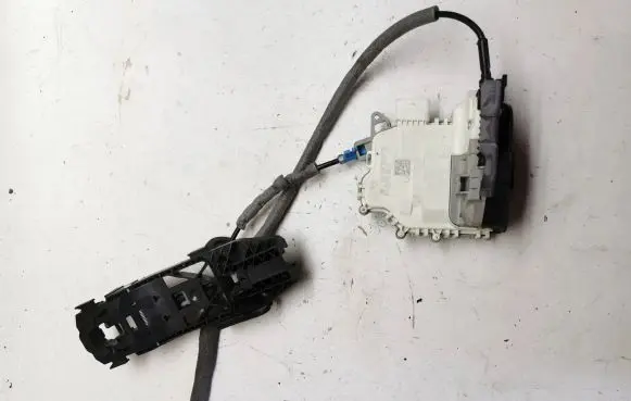 Audi Q5 SQ5 Rear door lock 8K0839016G