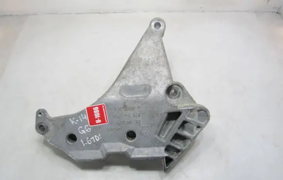 Volkswagen Golf VI Engine mounting bracket 03L199207