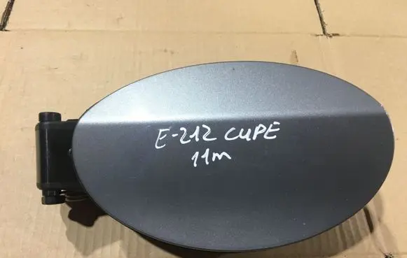 Mercedes-Benz E C207 W207 Fuel tank cap A2076300167