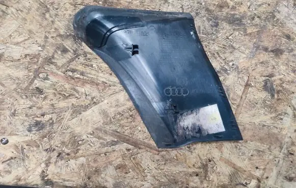 Audi A7 S7 4G Rear/tail light trim molding 4G8945255 597051L1