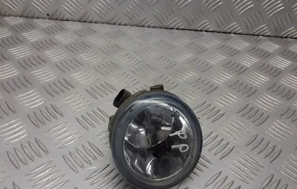 Toyota Corolla Verso E121 Front fog light