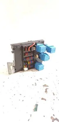 Nissan Micra Comfort/convenience module 6F70527992
