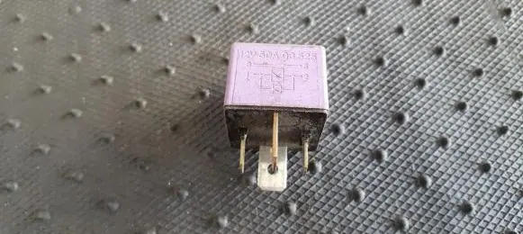 Renault Scenic I Other relay 12V50A03525 12V50A03.525